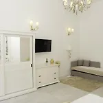 Modern Central-near Unirii Square Apartmán *