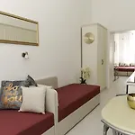 Modern Central-near Unirii Square