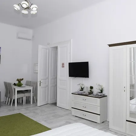 Modern Central-near Unirii Square *