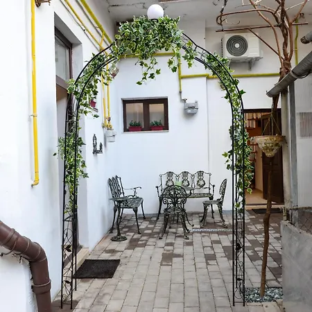 Modern Central-near Unirii Square *