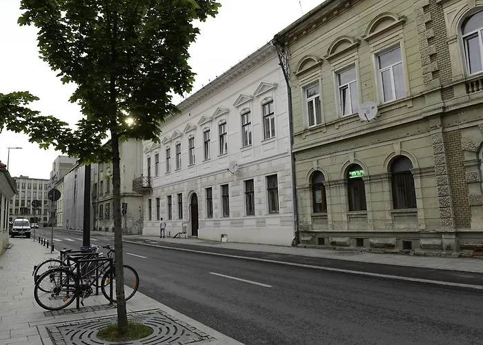 Apartment Modern Central-near Unirii Square *