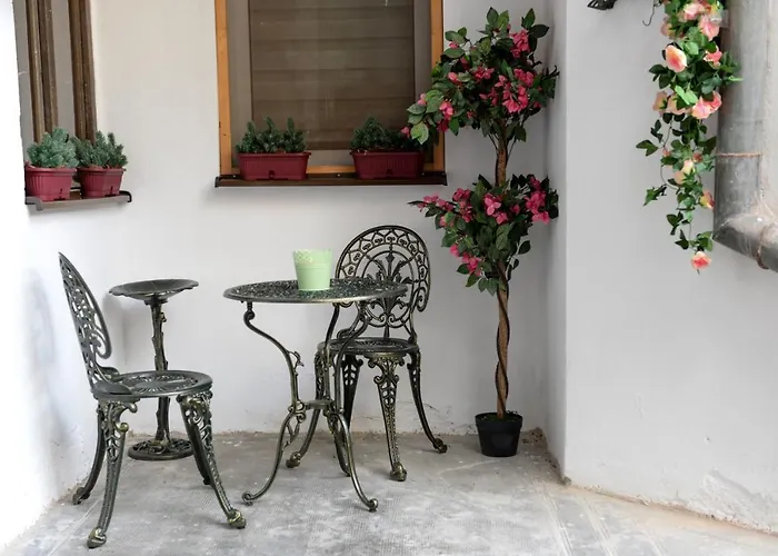 Modern Central-near Unirii Square