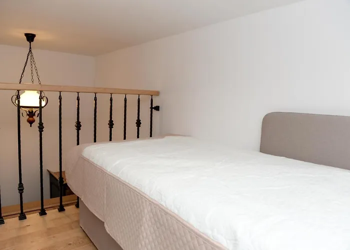 Modern Central-near Unirii Square Apartment *