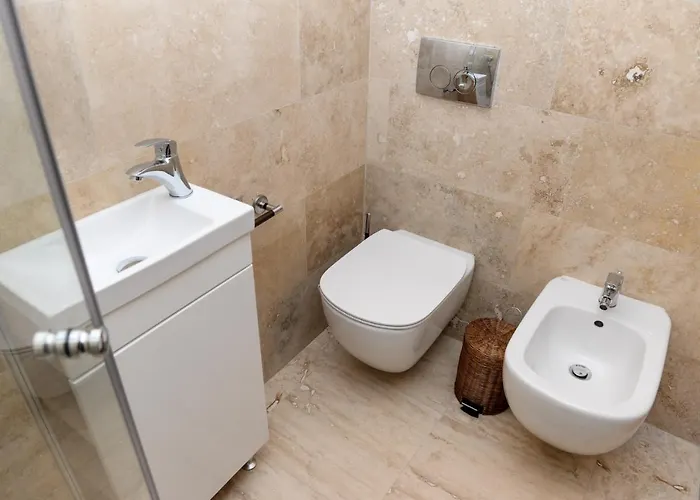 Modern Central-near Unirii Square Kluž